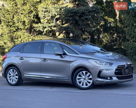 Серый Ситроен ДС5, объемом двигателя 1.6 л и пробегом 212 тыс. км за 10900 $, фото 3 на Automoto.ua