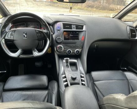 Серый Ситроен ДС5, объемом двигателя 1.6 л и пробегом 239 тыс. км за 10000 $, фото 7 на Automoto.ua