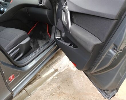 Сірий Сітроен ДС5, об'ємом двигуна 2 л та пробігом 184 тис. км за 9900 $, фото 11 на Automoto.ua