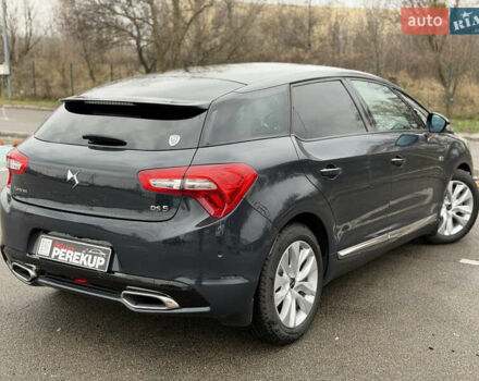 Серый Ситроен ДС5, объемом двигателя 2 л и пробегом 232 тыс. км за 13999 $, фото 3 на Automoto.ua