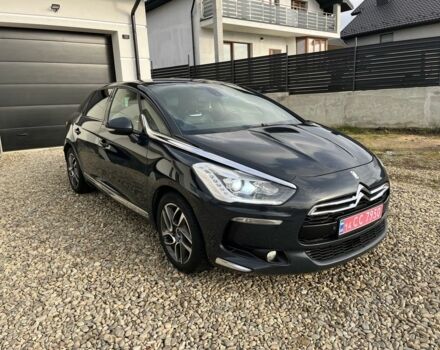 Серый Ситроен ДС5, объемом двигателя 1.6 л и пробегом 239 тыс. км за 10000 $, фото 1 на Automoto.ua