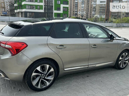 Серый Ситроен ДС5, объемом двигателя 1.6 л и пробегом 121 тыс. км за 11300 $, фото 1 на Automoto.ua