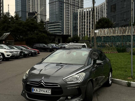 Сітроен ДС5 2013 у Києві на Automoto.ua Сірий Сітроен ДС5, об'ємом двигуна 2 л та пробігом 174 тис. км за 12400 $, фото 1 на Automoto.ua