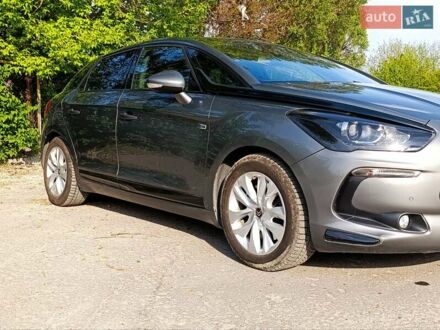 Сітроен ДС5 2013 у Дніпро (Дніпропетровську) на Automoto.ua Сірий Сітроен ДС5, об'ємом двигуна 2 л та пробігом 184 тис. км за 10900 $, фото 1 на Automoto.ua