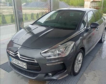 Сірий Сітроен ДС5, об'ємом двигуна 1.6 л та пробігом 220 тис. км за 11200 $, фото 1 на Automoto.ua