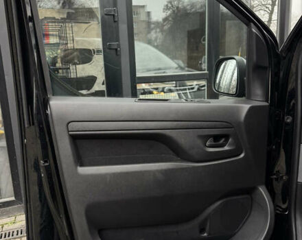 Чорний Сітроен Діспатч, об'ємом двигуна 0 л та пробігом 12 тис. км за 28899 $, фото 8 на Automoto.ua