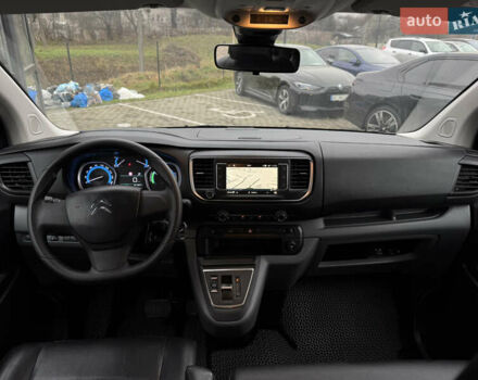 Чорний Сітроен Діспатч, об'ємом двигуна 0 л та пробігом 12 тис. км за 28899 $, фото 18 на Automoto.ua