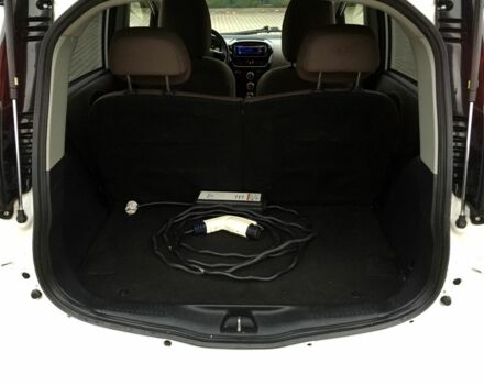 Белый Ситроен Другая, объемом двигателя 0 л и пробегом 100 тыс. км за 3900 $, фото 15 на Automoto.ua