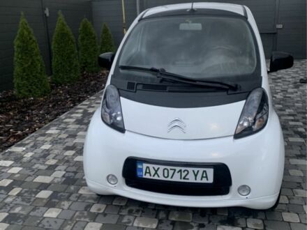 Сітроен Інша 2011 у Харкові на Automoto.ua Білий Сітроен Інша, об'ємом двигуна 0 л та пробігом 86 тис. км за 4200 $, фото 1 на Automoto.ua