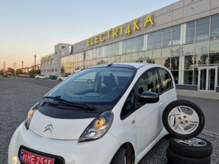 Ситроен Другая 2013 в Днепре (Днепропетровске) на Automoto.ua Белый Ситроен Другая, объемом двигателя 0 л и пробегом 98 тыс. км за 4227 $, фото 1 на Automoto.ua
