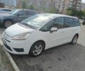 Білий Сітроен Гранд С4 Пікассо, об'ємом двигуна 1.75 л та пробігом 261 тис. км за 3000 $, фото 5 на Automoto.ua