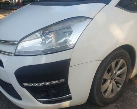 Ситроен Гранд С4 Пикассо 2011 в Ковель на Automoto.ua Белый Ситроен Гранд С4 Пикассо, объемом двигателя 1.6 л и пробегом 275 тыс. км за 6750 $, фото 12 на Automoto.ua