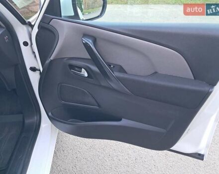 Белый Ситроен Гранд С4 Пикассо, объемом двигателя 1.6 л и пробегом 189 тыс. км за 8250 $, фото 29 на Automoto.ua