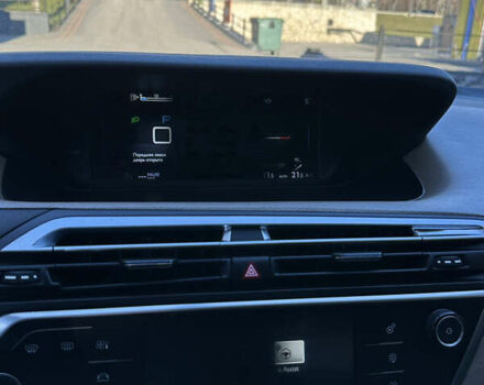 Белый Ситроен Гранд С4 Пикассо, объемом двигателя 2 л и пробегом 206 тыс. км за 12450 $, фото 34 на Automoto.ua