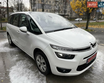 Белый Ситроен Гранд С4 Пикассо, объемом двигателя 1.6 л и пробегом 200 тыс. км за 9250 $, фото 1 на Automoto.ua
