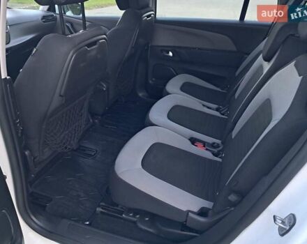 Белый Ситроен Гранд С4 Пикассо, объемом двигателя 1.6 л и пробегом 189 тыс. км за 8250 $, фото 19 на Automoto.ua