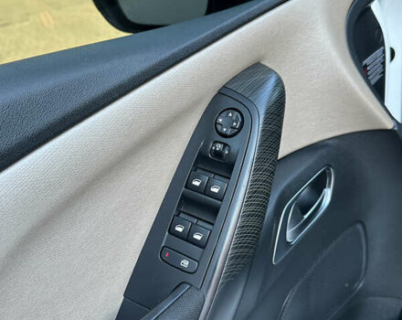 Белый Ситроен Гранд С4 Пикассо, объемом двигателя 2 л и пробегом 206 тыс. км за 12450 $, фото 30 на Automoto.ua