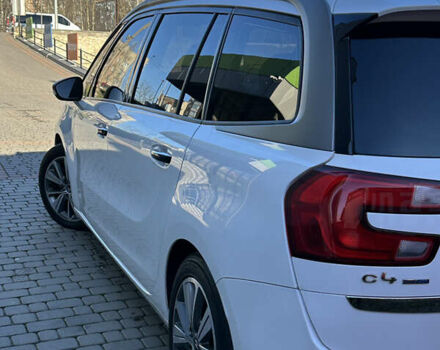 Белый Ситроен Гранд С4 Пикассо, объемом двигателя 2 л и пробегом 206 тыс. км за 12450 $, фото 9 на Automoto.ua