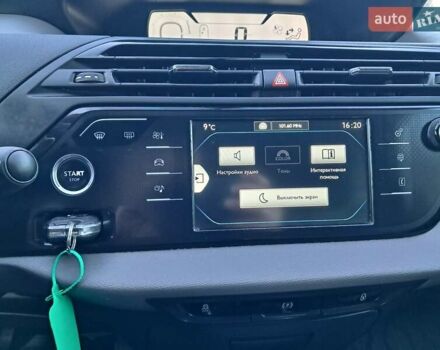 Белый Ситроен Гранд С4 Пикассо, объемом двигателя 1.6 л и пробегом 189 тыс. км за 8250 $, фото 34 на Automoto.ua