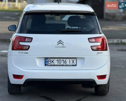 Ситроен Гранд С4 Пикассо 2015 в Дубно на Automoto.ua Белый Ситроен Гранд С4 Пикассо, объемом двигателя 1.6 л и пробегом 199 тыс. км за 11800 $, фото 22 на Automoto.ua