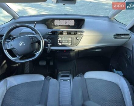 Ситроен Гранд С4 Пикассо 2015 в Дубно на Automoto.ua Белый Ситроен Гранд С4 Пикассо, объемом двигателя 1.6 л и пробегом 199 тыс. км за 11800 $, фото 28 на Automoto.ua