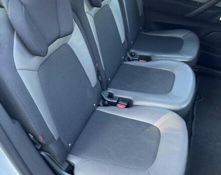 Ситроен Гранд С4 Пикассо 2015 в Дубно на Automoto.ua Белый Ситроен Гранд С4 Пикассо, объемом двигателя 1.6 л и пробегом 199 тыс. км за 11800 $, фото 39 на Automoto.ua