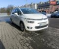 Белый Ситроен Гранд С4 Пикассо, объемом двигателя 1.56 л и пробегом 320 тыс. км за 10000 $, фото 1 на Automoto.ua