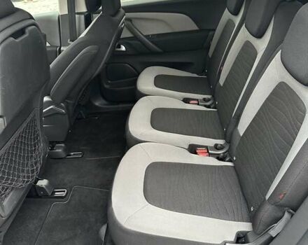 Белый Ситроен Гранд С4 Пикассо, объемом двигателя 2 л и пробегом 228 тыс. км за 11750 $, фото 18 на Automoto.ua