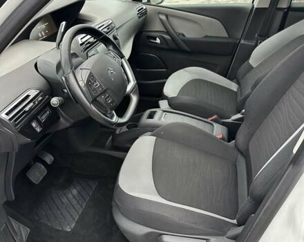 Белый Ситроен Гранд С4 Пикассо, объемом двигателя 2 л и пробегом 228 тыс. км за 11750 $, фото 13 на Automoto.ua