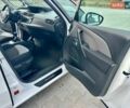 Білий Сітроен Гранд С4 Пікассо, об'ємом двигуна 1.6 л та пробігом 185 тис. км за 9500 $, фото 5 на Automoto.ua
