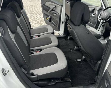 Белый Ситроен Гранд С4 Пикассо, объемом двигателя 2 л и пробегом 228 тыс. км за 11750 $, фото 15 на Automoto.ua