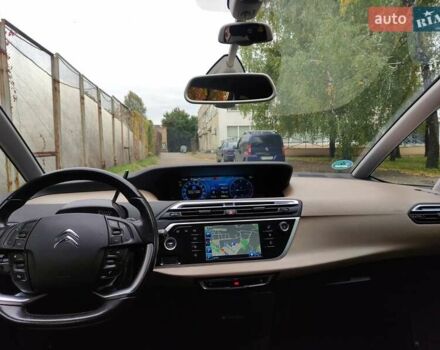 Белый Ситроен Гранд С4 Пикассо, объемом двигателя 2 л и пробегом 251 тыс. км за 13500 $, фото 17 на Automoto.ua