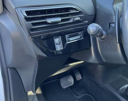 Белый Ситроен Гранд С4 Пикассо, объемом двигателя 1.6 л и пробегом 199 тыс. км за 11700 $, фото 17 на Automoto.ua