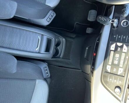 Ситроен Гранд С4 Пикассо 2015 в Дубно на Automoto.ua Белый Ситроен Гранд С4 Пикассо, объемом двигателя 1.6 л и пробегом 199 тыс. км за 11800 $, фото 36 на Automoto.ua