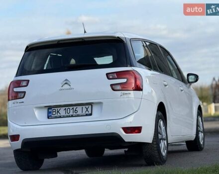 Ситроен Гранд С4 Пикассо 2015 в Дубно на Automoto.ua Белый Ситроен Гранд С4 Пикассо, объемом двигателя 1.6 л и пробегом 199 тыс. км за 11800 $, фото 13 на Automoto.ua