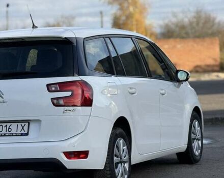 Ситроен Гранд С4 Пикассо 2015 в Дубно на Automoto.ua Белый Ситроен Гранд С4 Пикассо, объемом двигателя 1.6 л и пробегом 199 тыс. км за 11800 $, фото 32 на Automoto.ua