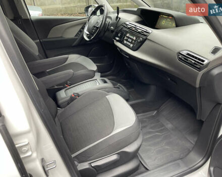 Білий Сітроен Гранд С4 Пікассо, об'ємом двигуна 1.6 л та пробігом 154 тис. км за 11500 $, фото 26 на Automoto.ua