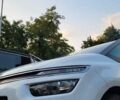 Білий Сітроен Гранд С4 Пікассо, об'ємом двигуна 1.6 л та пробігом 154 тис. км за 14300 $, фото 1 на Automoto.ua