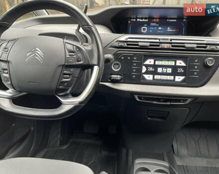 Білий Сітроен Гранд С4 Пікассо, об'ємом двигуна 1.6 л та пробігом 154 тис. км за 11500 $, фото 29 на Automoto.ua