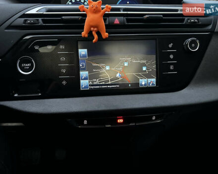 Белый Ситроен Гранд С4 Пикассо, объемом двигателя 2 л и пробегом 203 тыс. км за 13750 $, фото 74 на Automoto.ua