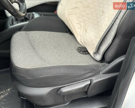 Белый Ситроен Гранд С4 Пикассо, объемом двигателя 1.6 л и пробегом 259 тыс. км за 12600 $, фото 16 на Automoto.ua