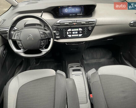 Білий Сітроен Гранд С4 Пікассо, об'ємом двигуна 1.6 л та пробігом 154 тис. км за 11500 $, фото 34 на Automoto.ua