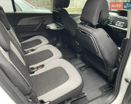 Білий Сітроен Гранд С4 Пікассо, об'ємом двигуна 1.6 л та пробігом 154 тис. км за 11500 $, фото 27 на Automoto.ua