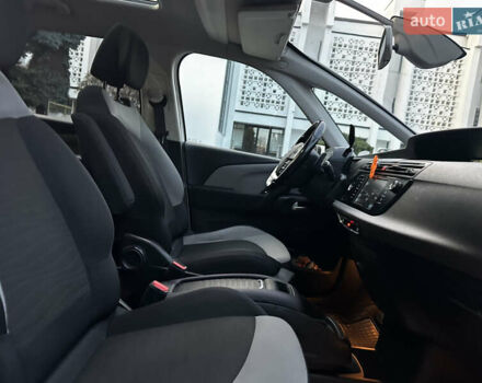 Белый Ситроен Гранд С4 Пикассо, объемом двигателя 2 л и пробегом 203 тыс. км за 13750 $, фото 58 на Automoto.ua