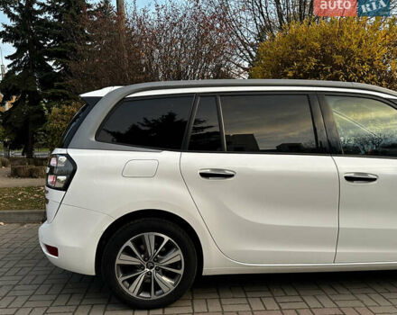 Белый Ситроен Гранд С4 Пикассо, объемом двигателя 2 л и пробегом 203 тыс. км за 13750 $, фото 41 на Automoto.ua