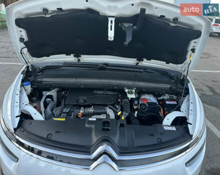 Белый Ситроен Гранд С4 Пикассо, объемом двигателя 1.6 л и пробегом 214 тыс. км за 12300 $, фото 61 на Automoto.ua