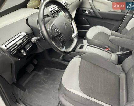 Білий Сітроен Гранд С4 Пікассо, об'ємом двигуна 1.6 л та пробігом 154 тис. км за 11500 $, фото 18 на Automoto.ua