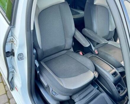 Белый Ситроен Гранд С4 Пикассо, объемом двигателя 1.6 л и пробегом 260 тыс. км за 12250 $, фото 45 на Automoto.ua