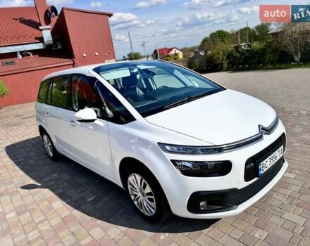 Белый Ситроен Гранд С4 Пикассо, объемом двигателя 1.6 л и пробегом 260 тыс. км за 12250 $, фото 2 на Automoto.ua