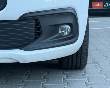 Білий Сітроен Гранд С4 Пікассо, об'ємом двигуна 1.5 л та пробігом 158 тис. км за 12999 $, фото 18 на Automoto.ua